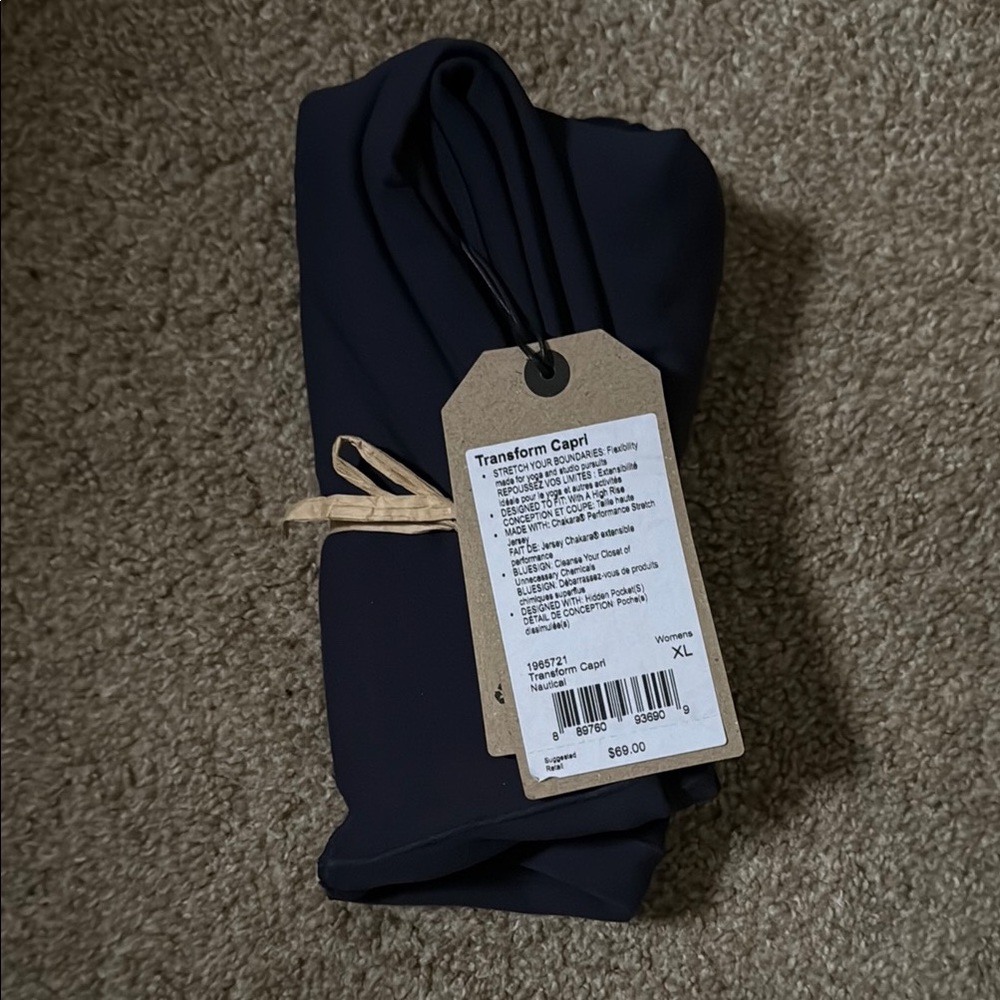 Prana NWT sz XL transform Navy Capri Leggings